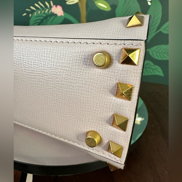 VALENTINO GARAVANI Alcove Rock Stud Top Handle Two Way Pale Pink 🩷💃 NEW PRICE! - Picture 9 of 15